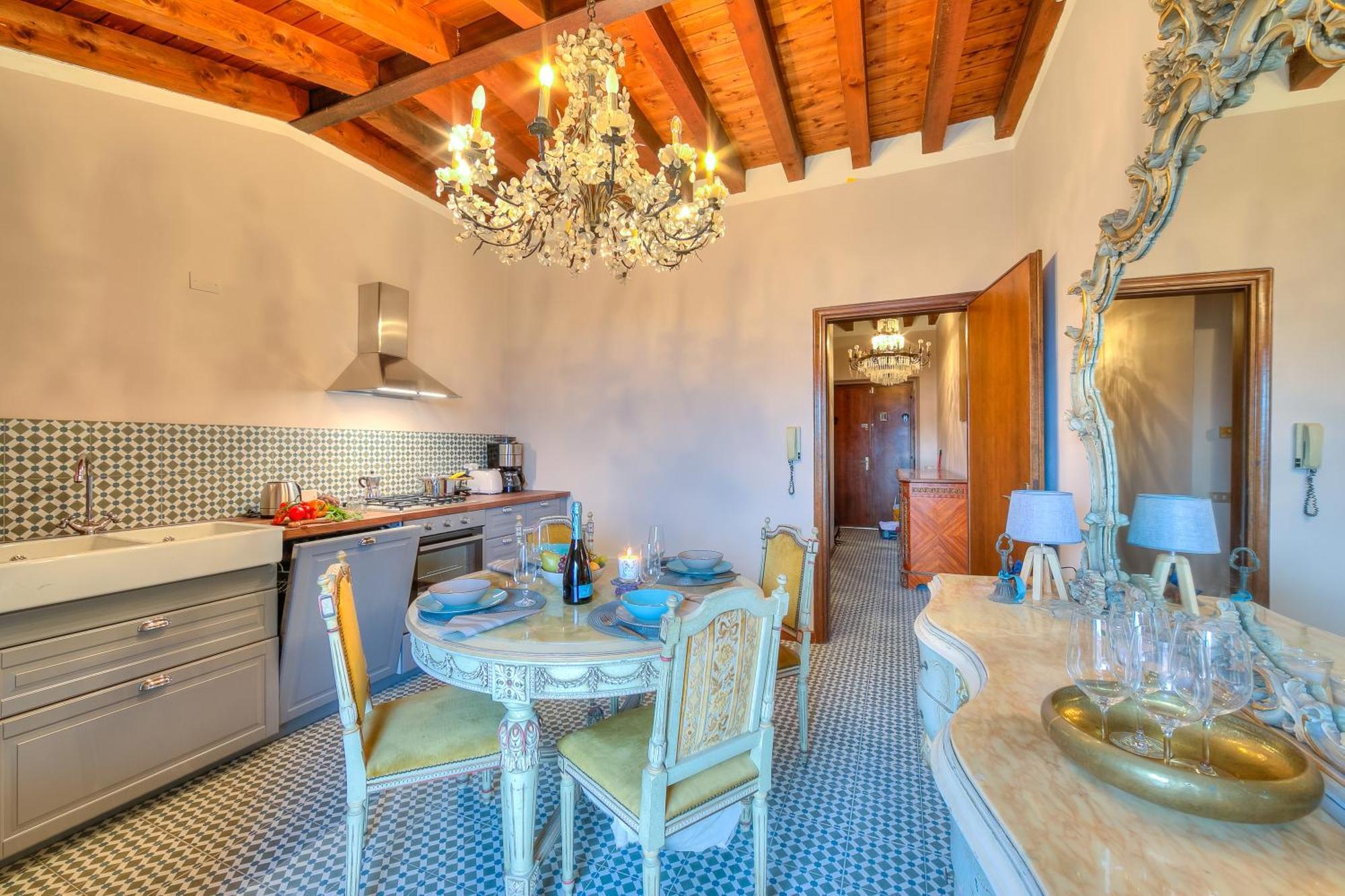 Laetitia Salo-Historic Center Near Lake - Happy Rentals Buitenkant foto